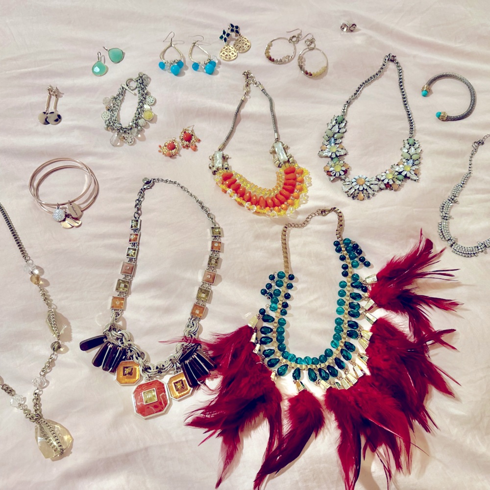 Array of Women’s Costume Jewelry (All for 1 price)